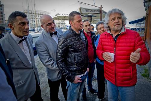 Beppe Grillo a Napoli per la seconda tappa del tour