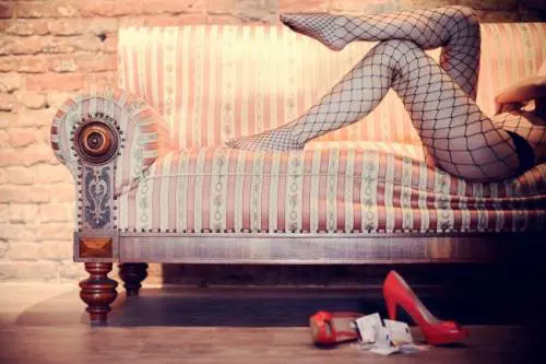 Benevento, dominicana reclutava ragazze e trans