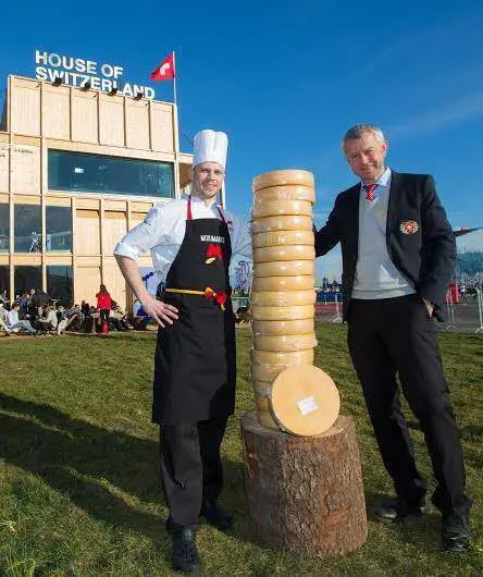 Cinque torri piene di cibo insegnano a mangiar bene