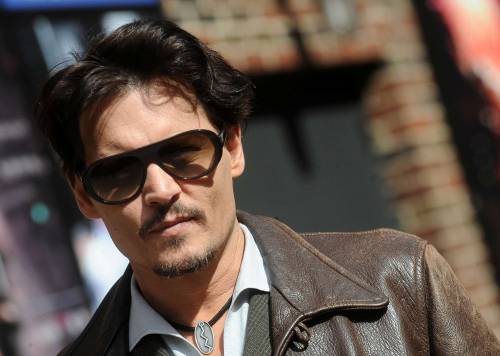 Minaccia a Johnny Depp:  "Porta via i tuoi due cani  oppure li sopprimiamo"