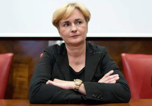La Guidi piange col compagno: "Mi stai usando"