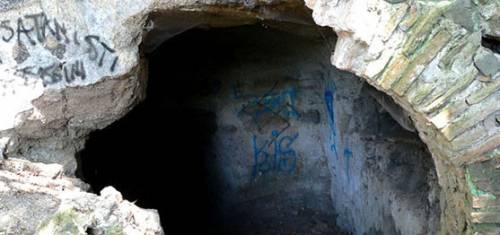 Galeria, da rifugio di Papi a covo di satanisti