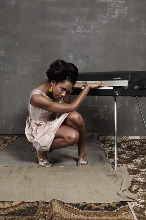 La rivelazione Y’akoto: "Nel mio pop le tracce di una vita da nomade"