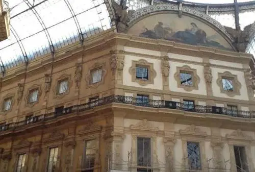 Pisapia dice no alla moda: "Basta boutique in Galleria"