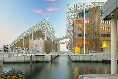 Oslo, design a pelo d'acqua in una città da premio Nobel