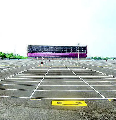 Ex Alfa, via Novara e Rho: ecco i parcheggi per il 2015