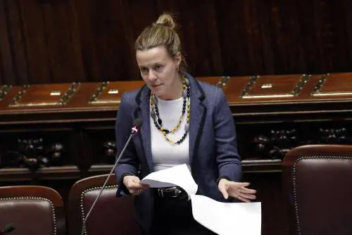 Avastin, il ministero della Salute chiede 1,2 miliardi di euro a Roche e Novartis