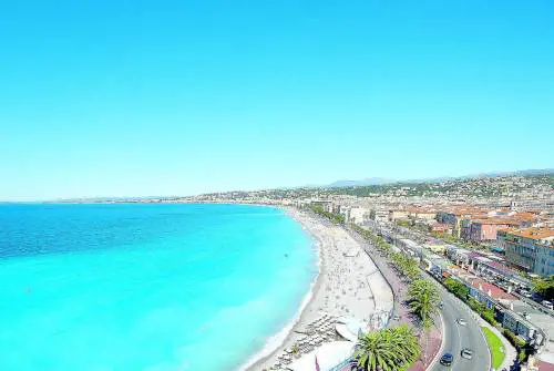 Impara l'arte e goditi la vita È la primavera in Costa Azzurra