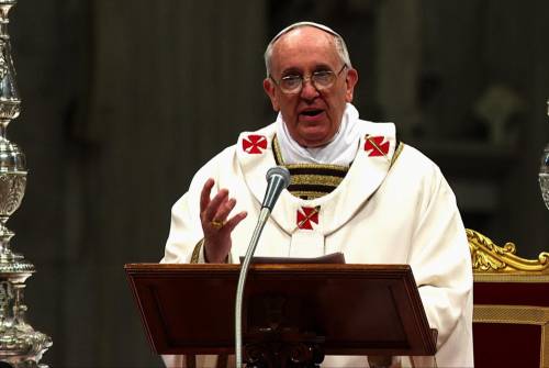 Papa Francesco: "Nessuno si faccia scudo di Dio"
