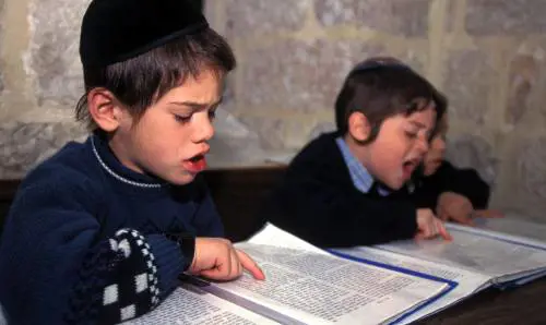 La storia della Shoah all'asilo Israele si spacca sulla riforma