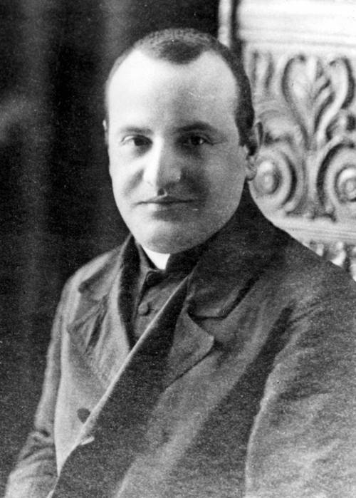 Mons. Angelo Roncalli nel 1913