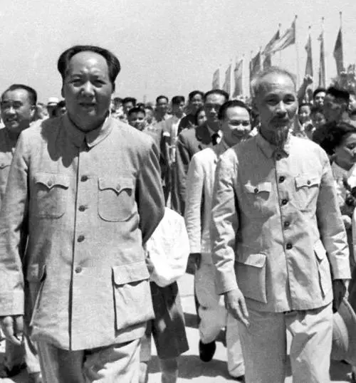 Grand Hotel Cremlino Comunisti sì, ma di lusso