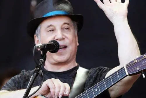 Paul Simon, altro che silenzio: litiga con la moglie e va in galera
