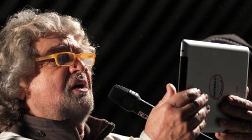 "Macché moralista Beppe si è intascato tre miliardi in nero"