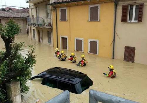 Alluvione nelle Marche: un morto e un disperso