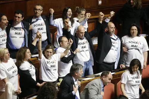 Contrordine, grillini: meno rabbia, più proposte