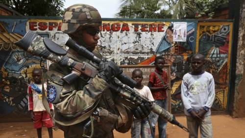 A un mese dalla visita del Papa in Centrafrica continua l'orrore
