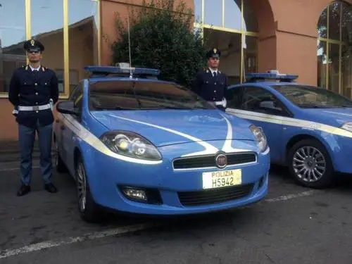 Aggressioni a Pescara, fermate due baby-gang: filmavano tutto con i telefonini