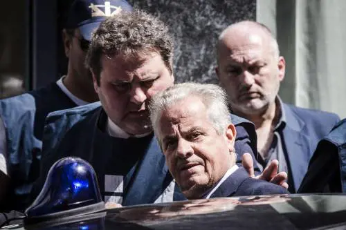 Scajola sarà interrogato venerdì