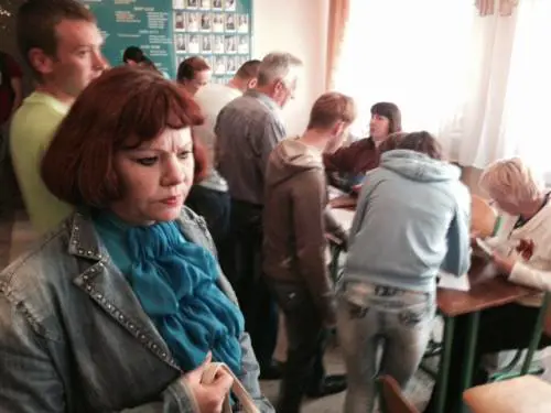 Donetsk, in fila per votare