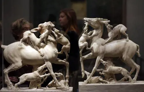 Scultura di marmo proveniente da Ercolano esposta al British Museum