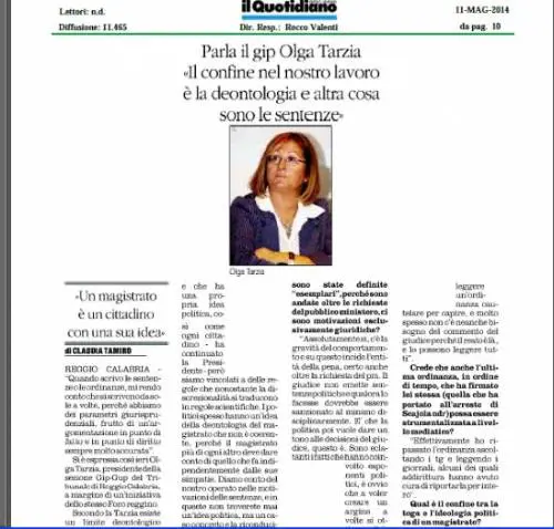 La gip dà lezioni di deontologia e poi fa la star