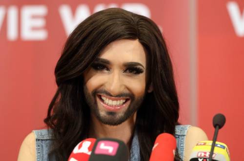 All'Eurovision Song Contest vince la drag queen barbuta 