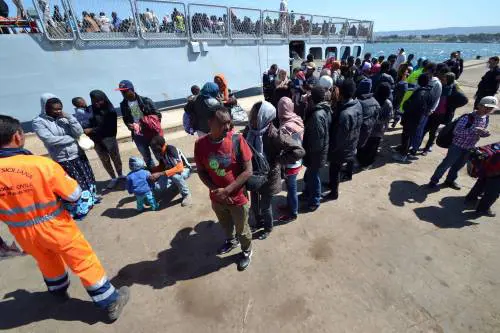 "Più di 120mila immigrati pronti a invadere l'Europa"