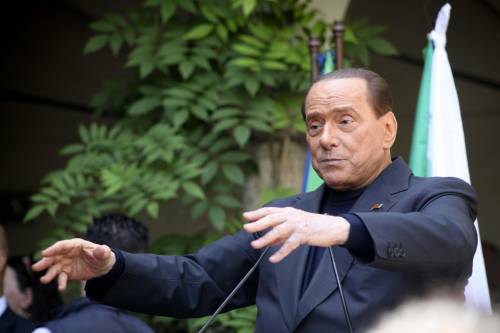 Berlusconi: "Complotto contro di me? Lo sapevo e lo dissi"