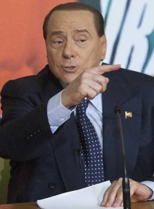 «Maggioranza incostituzionale Renzi bluff, non arriva al 2018»