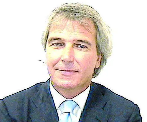 La rivoluzione dei business retail tra negozi, siti web e mobility