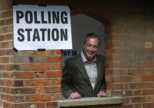 Il capo dell'Ukip apre a Grillo: "Se ne avessi la possibilità..."