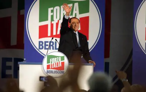 Sondaggio datamedia: crescono Pd, Forza Italia e Lega