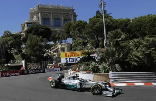 F1, Gp Montecarlo, pole a Rosberg. Ma è giallo