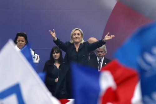 Il trionfo di Marine Le Pen regina di Francia
