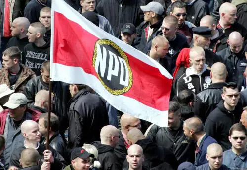 Tre neonazisti eletti al parlamento europeo