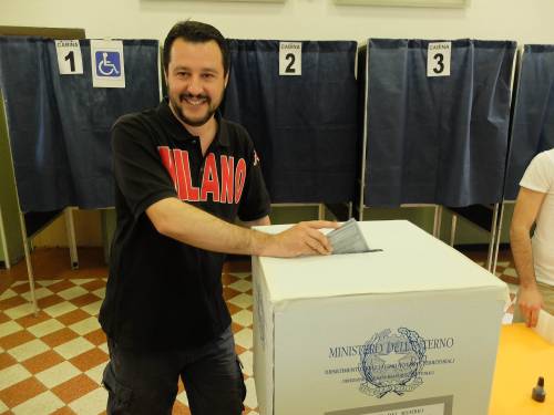 Salvini vuole l'allenza col Cav: "Ora Forza Italia lasci il Ppe"