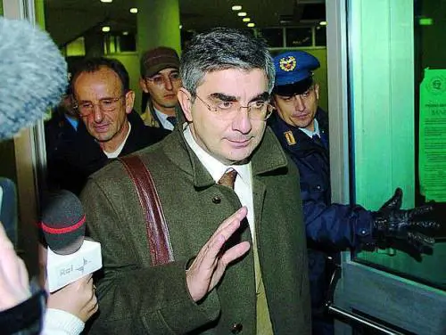 Chiodi frenato dai pm: l'imputato D'Alfonso diventa governatore