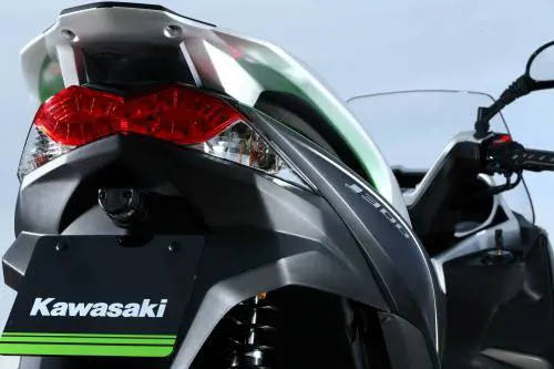 Kawasaki J300