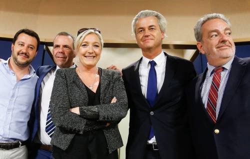 Matteo Salvini, Harald Vilimsky, Marine Le Pen, Geert Wilders e Gerolf Annemans