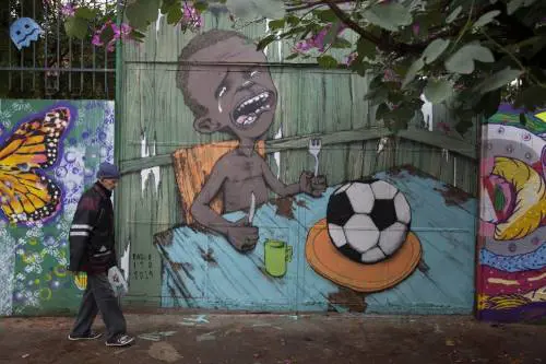Mondiali 2014, la protesta tramite i graffiti