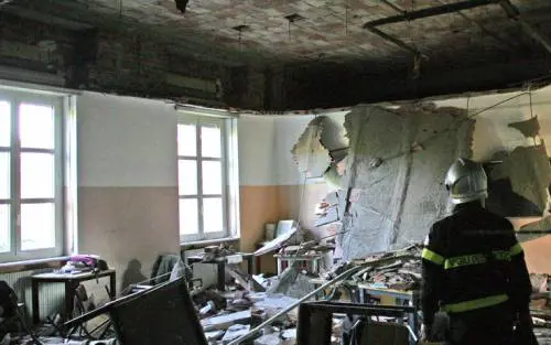 Il Censis lancia l'allarme: "Le scuole vanno a pezzi"
