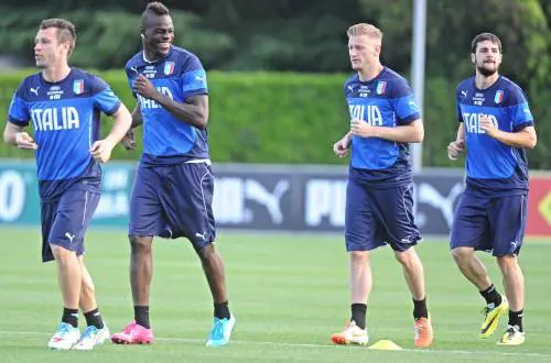 Controchoc Prandelli Lascia a casa Pepito E Insigne brucia Destro