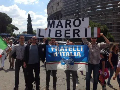 La grande lezione dei marò: "Ancora qui per aver obbedito"