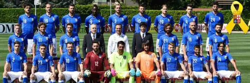 Brasile, appello per i marò: "Fiocco giallo sugli azzurri"
