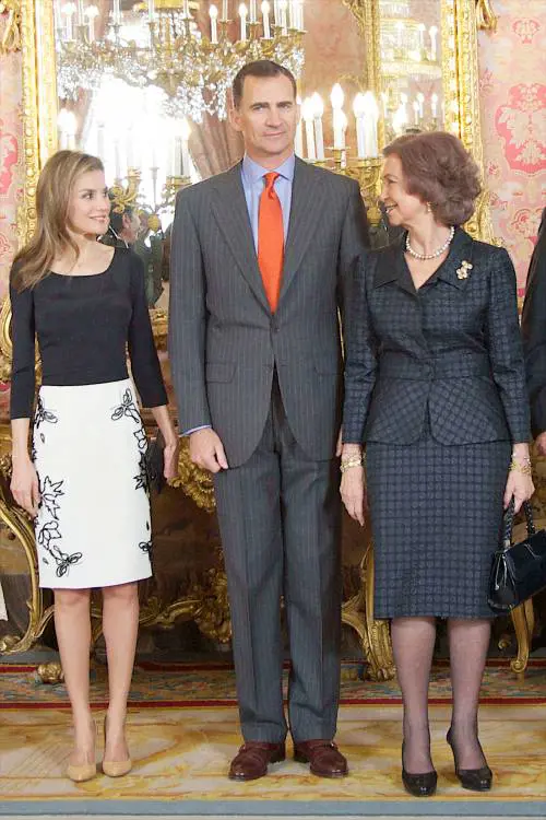 Felipe con Letizia e Sofia