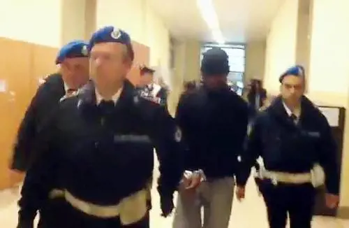 Adam Kabobo, il ghanese che l'11 maggio 2013 uccise a colpi di piccone tre passanti a Milano