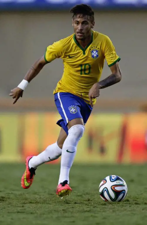 Scolari lanciatissimo. Ma rischia un Brasile Neymar-dipendente