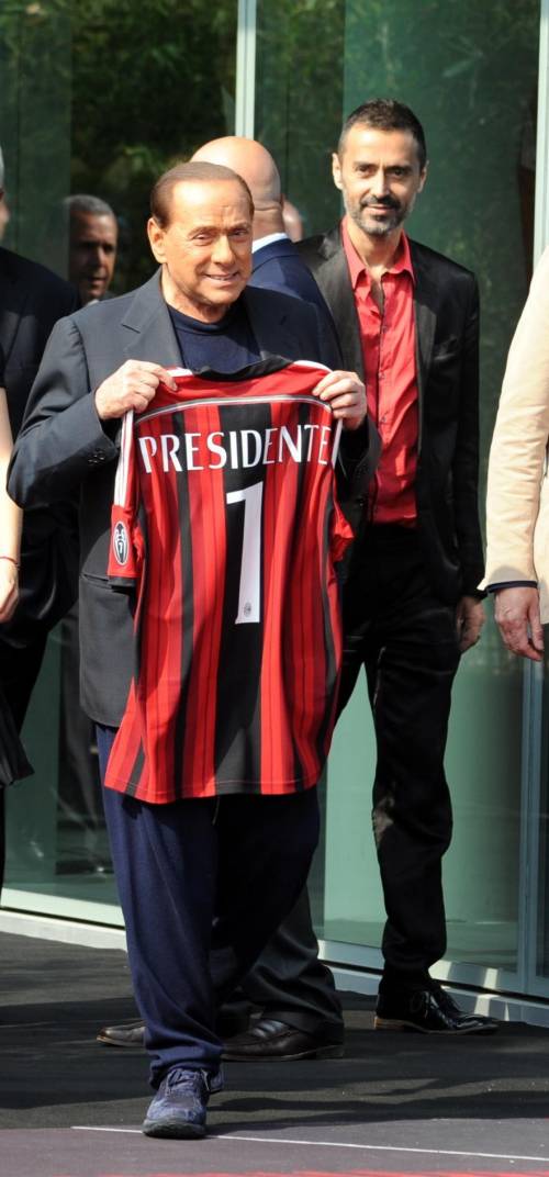 Berlusconi riunisce Fi e Lega per fare lo sgambetto a Renzi