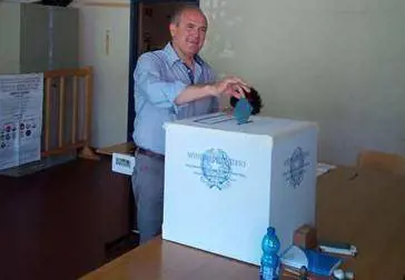 Comuni ai ballottaggi: un elettore su due ha scelto di non votare